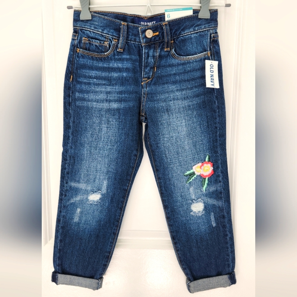 NWT! Old Navy Kids' Boyfriend Skinny Jeans with Floral Embroidery- Size 6 Reg